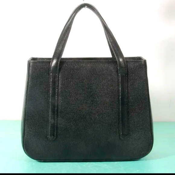 MCM Leather Tote Bag Authentic + Dust Bag 🌹❤️🌹 - Picture 4 of 9